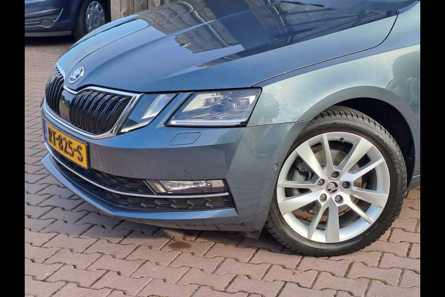 Škoda Octavia Combi 1.0 TSI Greentech Style Business | Automaat | Trekhaak | Stoelverwarming | All-seasons | Cruise |