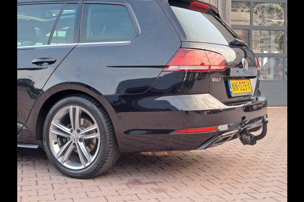 Volkswagen GOLF Variant 1.4 TSI Highline R-line | LED | Pano | Trekhaak | ACC | Navi | App-connect | Virtual |