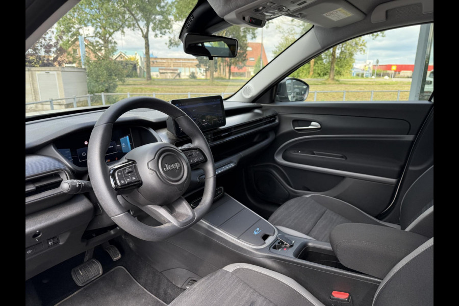 Jeep Avenger Longitude 54 kWh | Navi | Carplay | Stoelverwarming |