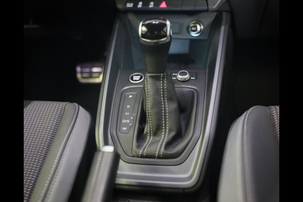 Audi A1 Sportback 40 TFSI S Line / AUT / 200 PK / Virtual Cockpit / APPLE CARPLAY / Led / Pdc / 18 Inch