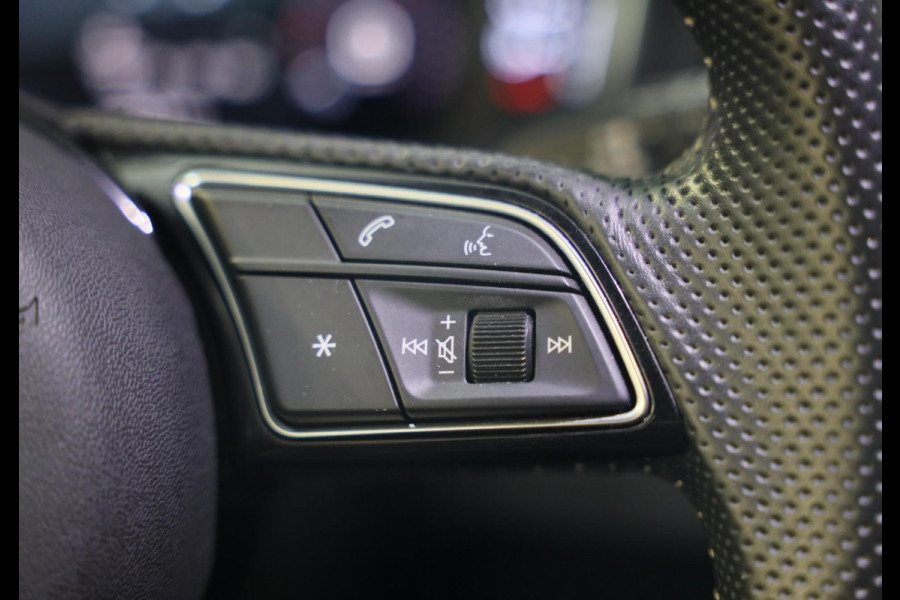 Audi A1 Sportback 40 TFSI S Line / AUT / 200 PK / Virtual Cockpit / APPLE CARPLAY / Led / Pdc / 18 Inch