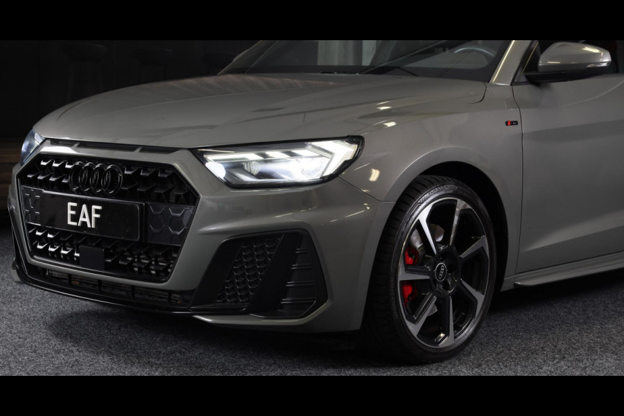 Audi A1 Sportback 40 TFSI S Line / AUT / 200 PK / Virtual Cockpit / APPLE CARPLAY / Led / Pdc / 18 Inch
