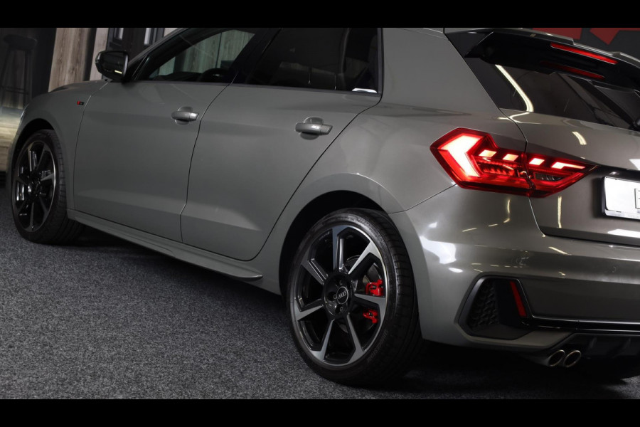 Audi A1 Sportback 40 TFSI S Line / AUT / 200 PK / Virtual Cockpit / APPLE CARPLAY / Led / Pdc / 18 Inch