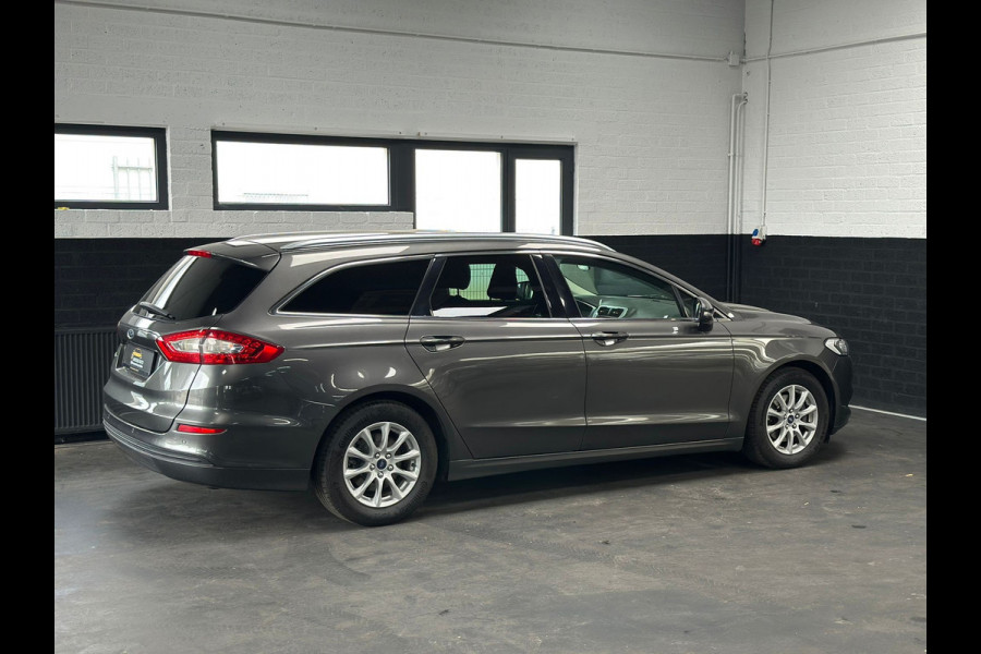 Ford Mondeo Wagon 1.5 | 1e eigenaar | Stoelverwarming | Winterbanden | Climate | Navi | PDC