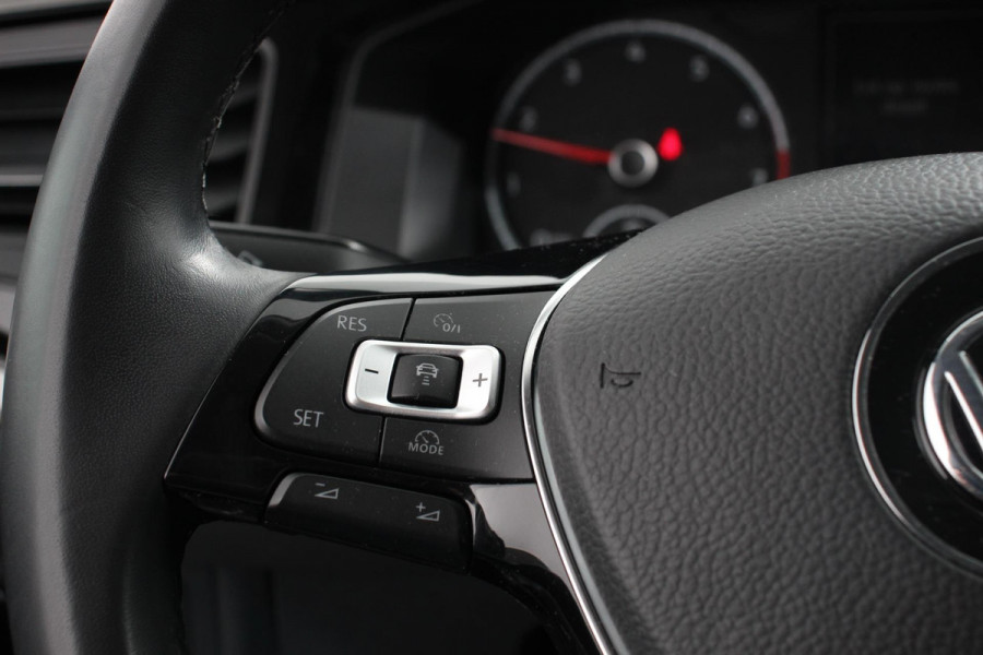 Volkswagen Polo 1.0 TSI DSG Comfortline Plus | Navigatie | Adaptive Cruise Control | Stoelverwarming | Privacy Glass | Climatronic |