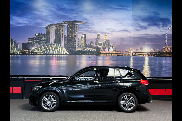 BMW X1 sDrive18i High Executive LED|M-Pakket|Camera|