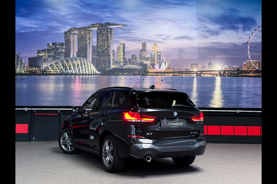BMW X1 sDrive18i High Executive LED|M-Pakket|Camera|