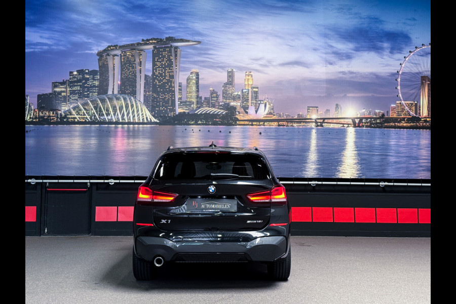 BMW X1 sDrive18i High Executive LED|M-Pakket|Camera|