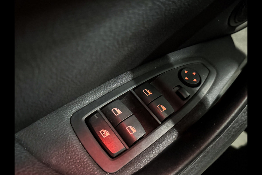 BMW X1 sDrive18i High Executive LED|M-Pakket|Camera|