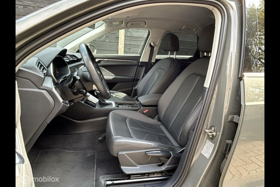 Audi Q3 35 TFSI 150 PK Automaat / leder / LED / FM nav / carplay / 58.932 km!!