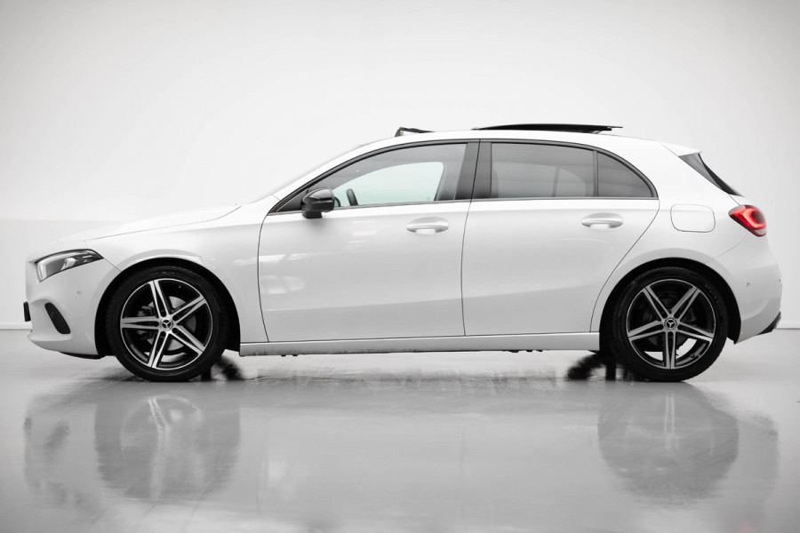 Mercedes-Benz A-Klasse A180 d Launch Edition Premium Plus | Pano|Cameleon Folie|Ambient