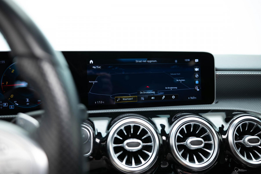 Mercedes-Benz A-Klasse A180 d Launch Edition Premium Plus | Pano|Cameleon Folie|Ambient