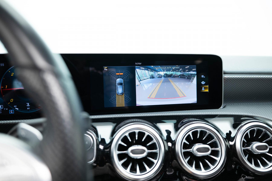 Mercedes-Benz A-Klasse A180 d Launch Edition Premium Plus | Pano|Cameleon Folie|Ambient