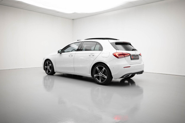 Mercedes-Benz A-Klasse A180 d Launch Edition Premium Plus | Pano|Cameleon Folie|Ambient