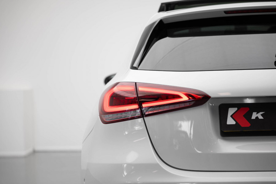 Mercedes-Benz A-Klasse A180 d Launch Edition Premium Plus | Pano|Cameleon Folie|Ambient