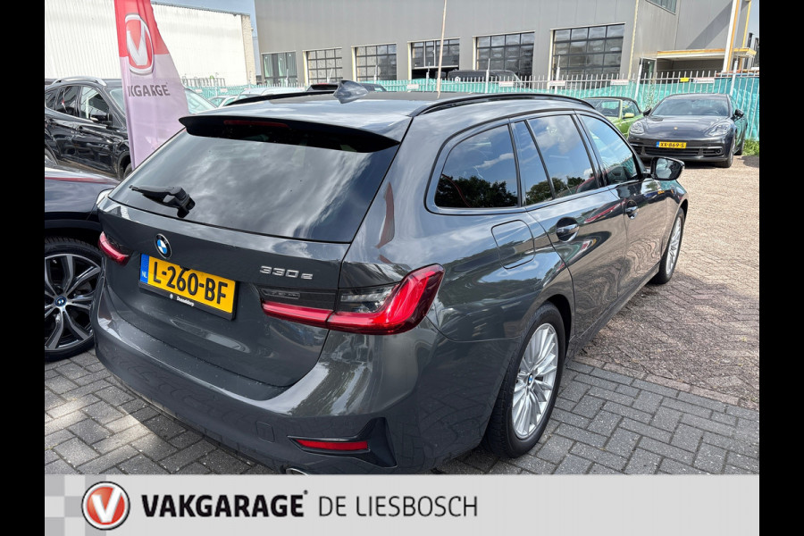 BMW 3 Serie Touring 330e High Executive / individual / sport line / leer / navi / camera / orig ned.