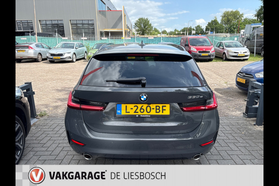 BMW 3 Serie Touring 330e High Executive / individual / sport line / leer / navi / camera / orig ned.