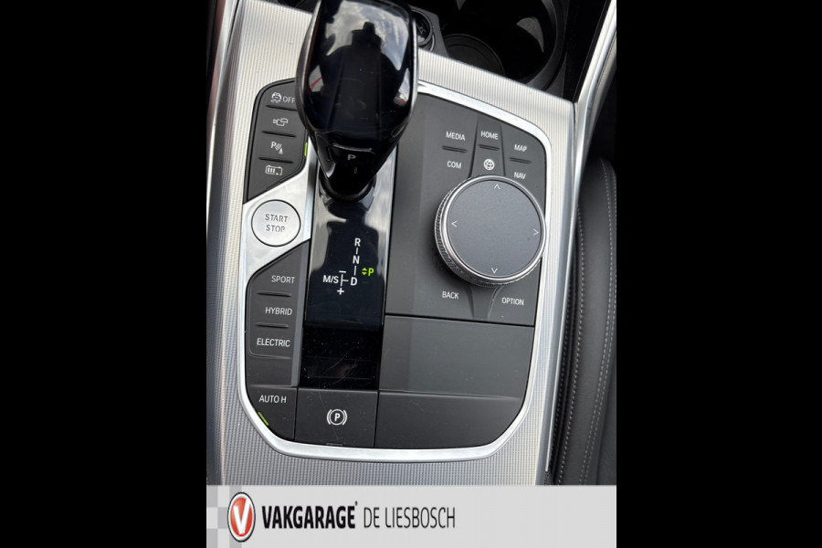 BMW 3 Serie Touring 330e High Executive / individual / sport line / leer / navi / camera / orig ned.