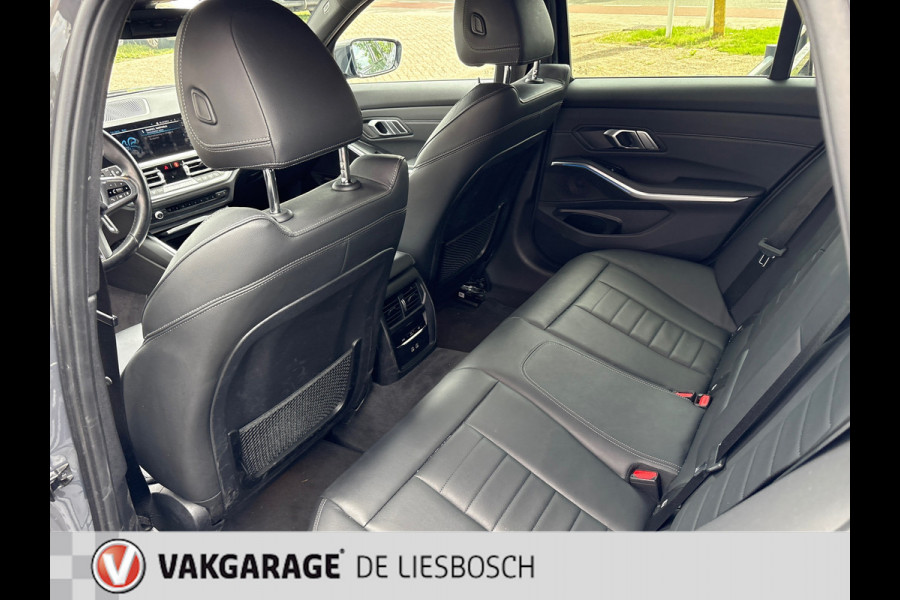 BMW 3 Serie Touring 330e High Executive / individual / sport line / leer / navi / camera / orig ned.