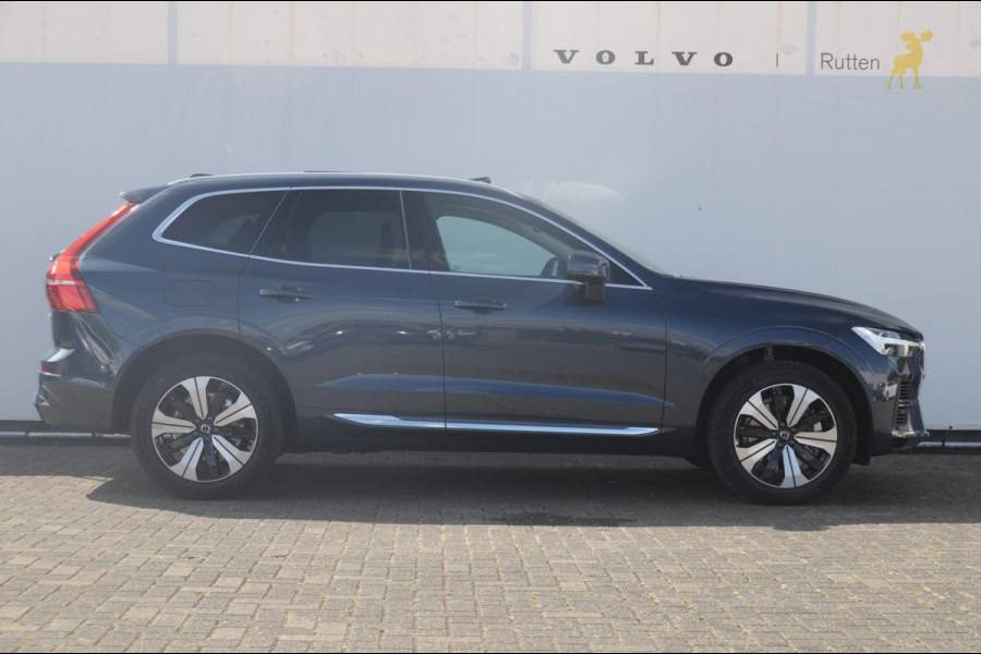Volvo XC60 T6 350PK Long Range AWD Essential Bright Google Infotainment / Panoramisch schuif-kanteldak / Cruise control / Lederen bekleding / Parkeersensoren voor- en achterzijde / 19" lichtmetalen velgen /