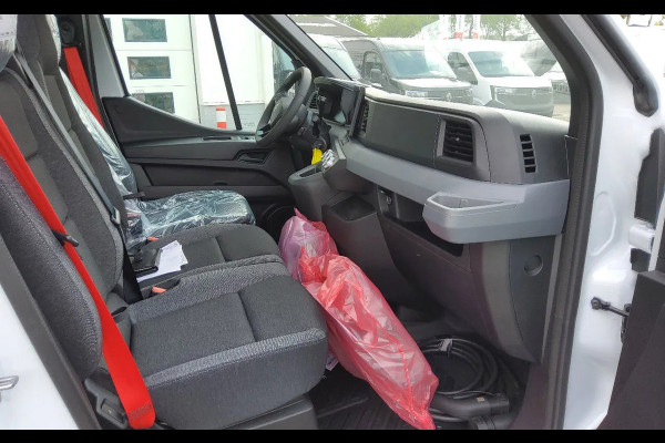 Renault Master E-TECH 87 KW FWD EL - LAADBAK + 1000 KG. LAADKLEP - WIELBASIS 4.22 METER