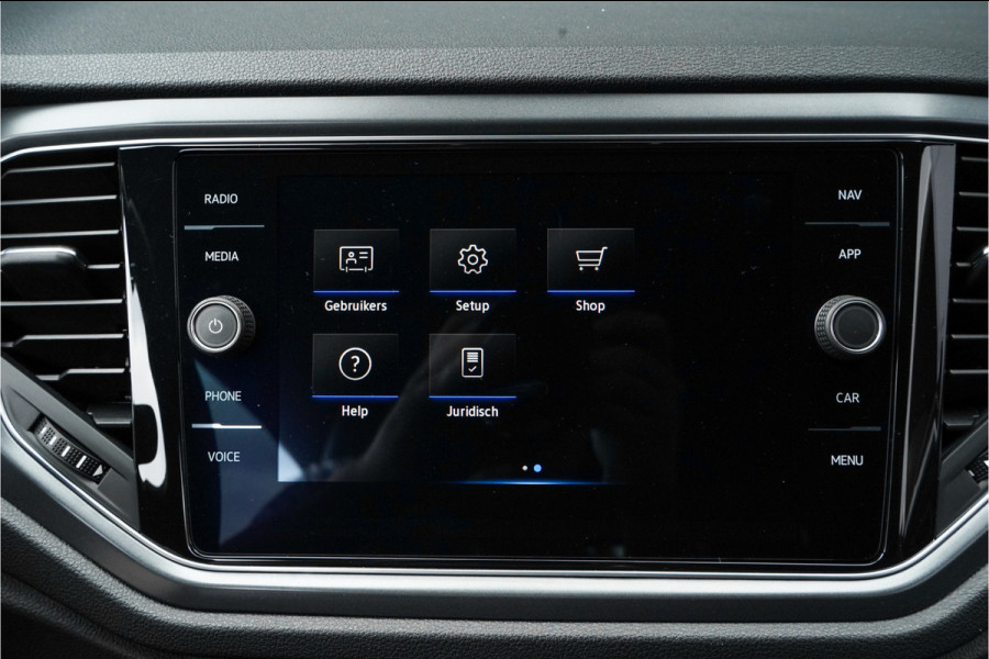 Volkswagen T-Roc Cabrio 1.5 TSI R-Line ACC CarPlay Virtual Cockpit 18"