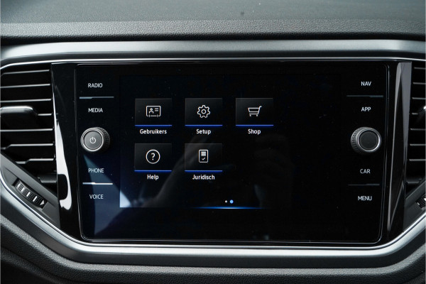 Volkswagen T-Roc Cabrio 1.5 TSI R-Line ACC CarPlay Virtual Cockpit 18"