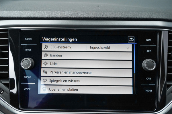 Volkswagen T-Roc Cabrio 1.5 TSI R-Line ACC CarPlay Virtual Cockpit 18"