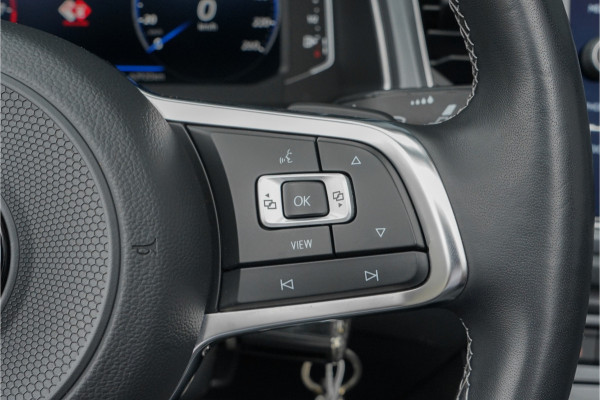 Volkswagen T-Roc Cabrio 1.5 TSI R-Line ACC CarPlay Virtual Cockpit 18"