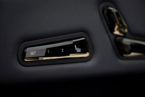 BMW iX xDrive40 Excellence 77 kWh / M-Sportpakket / Pano / Trekhaak