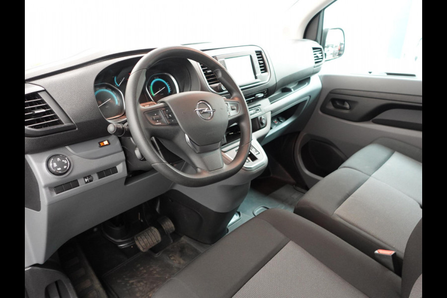 Opel Vivaro-e L3H1 Automaat Edition 75 kWh 3 zitplaatsen | Navigatie | Climate Control | Cruise Control | Betimmering