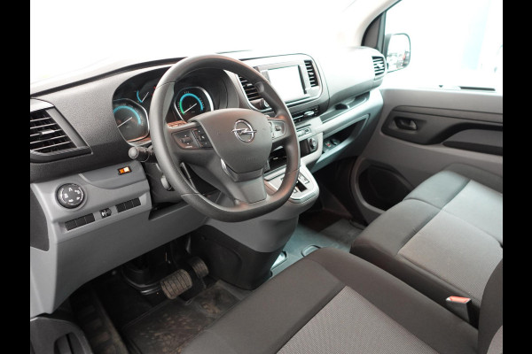 Opel Vivaro-e L3H1 Automaat Edition 75 kWh 3 zitplaatsen | Navigatie | Climate Control | Cruise Control | Betimmering