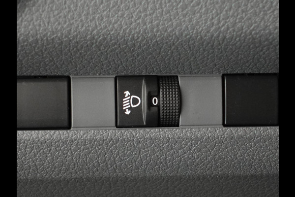 Opel Vivaro-e L3H1 Automaat Edition 75 kWh 3 zitplaatsen | Navigatie | Climate Control | Cruise Control | Betimmering