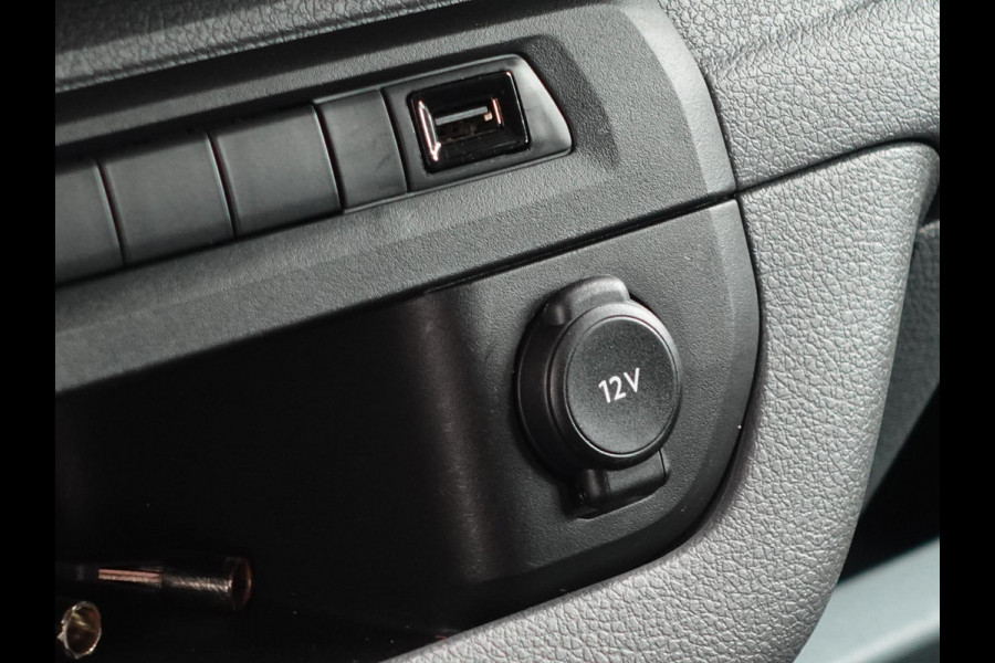 Opel Vivaro-e L3H1 Automaat Edition 75 kWh 3 zitplaatsen | Navigatie | Climate Control | Cruise Control | Betimmering