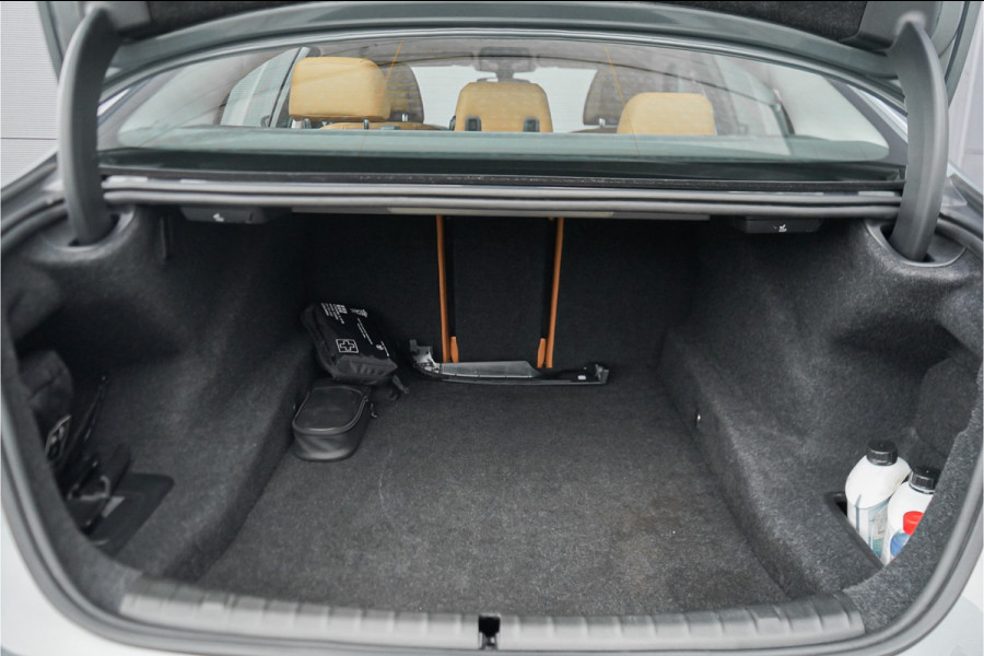 BMW 5 Serie 530i High Ex Luxury Schuifdak Comfortstoel Navi Trekhaak Camera