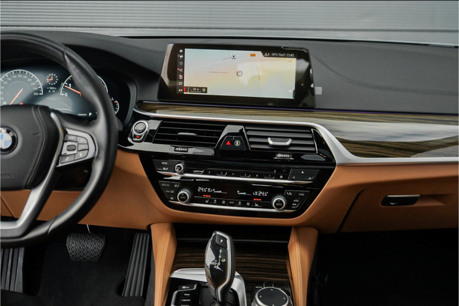 BMW 5 Serie 530i High Ex Luxury Schuifdak Comfortstoel Navi Trekhaak Camera