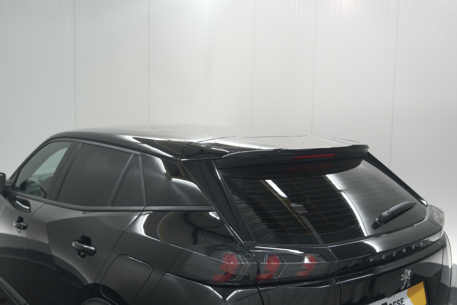 Peugeot 2008 PureTech 130 Allure | Camera | Apple Carplay | Parkeersensoren