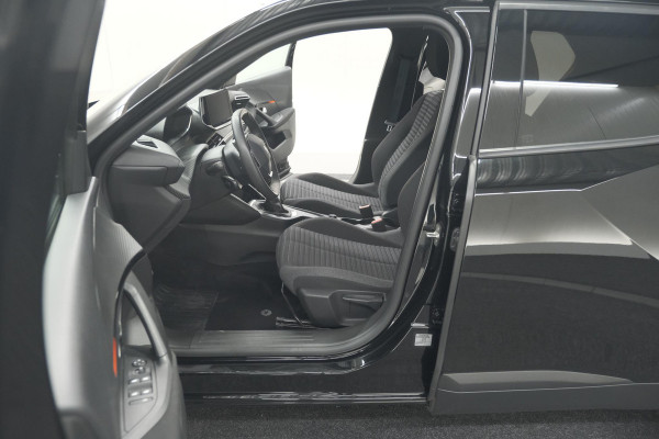 Peugeot 2008 PureTech 130 Allure | Camera | Apple Carplay | Parkeersensoren