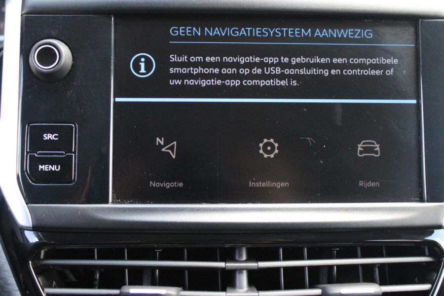 Peugeot 2008 1.2 130PK ALLURE | AFNEEMBARE TREKHAAK | APPLE CARPLAY/ANDROID AUTO | ALL SEASON BANDEN | GRIPP CONTROL | CRUISE CONTROL | CLIMATE CONTROL | LICHTMETALEN VELGEN |