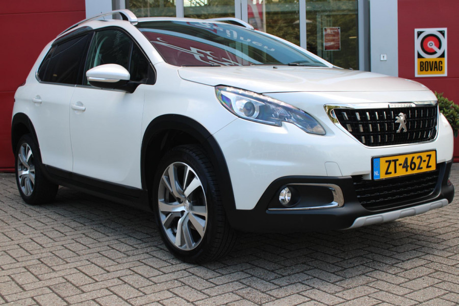 Peugeot 2008 1.2 130PK ALLURE | AFNEEMBARE TREKHAAK | APPLE CARPLAY/ANDROID AUTO | ALL SEASON BANDEN | GRIPP CONTROL | CRUISE CONTROL | CLIMATE CONTROL | LICHTMETALEN VELGEN |