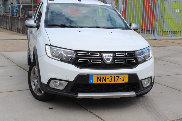 Dacia Sandero 0.9 TCe Bi-Fuel SL Stepway LPG3 1E EIG MULTIMEDIA airco cruise TREKHAAK PARKEERSENSOREN
