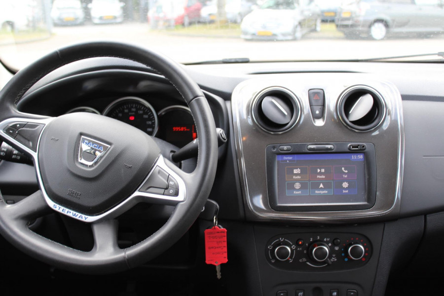 Dacia Sandero 0.9 TCe Bi-Fuel SL Stepway LPG3 1E EIG MULTIMEDIA airco cruise TREKHAAK PARKEERSENSOREN