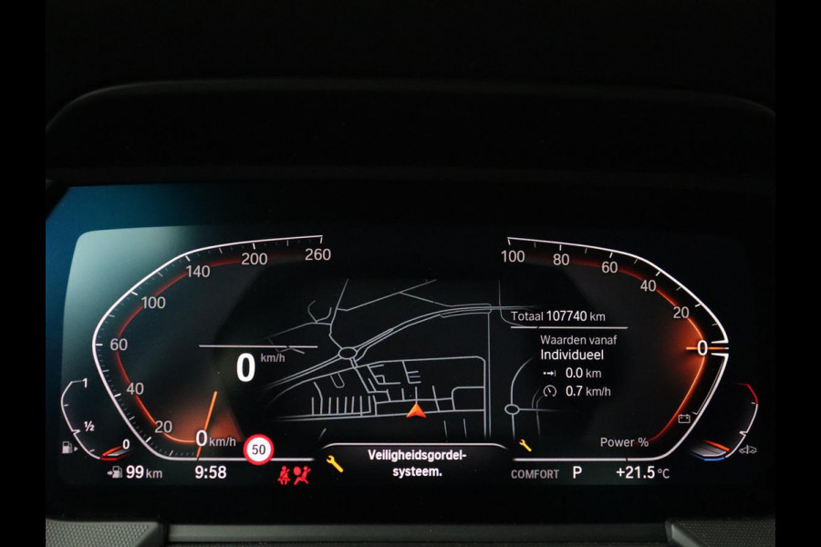 BMW 1-serie 118i Business Edition+ | Sport Line | Leder | Stoelverwarming | Carplay | Camera | Live Cockpit | Sportstoelen | Full LED | Navigatie | Climate control