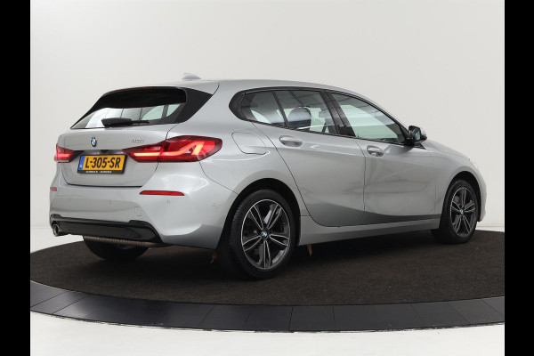 BMW 1-serie 118i Business Edition+ | Sport Line | Leder | Stoelverwarming | Carplay | Camera | Live Cockpit | Sportstoelen | Full LED | Navigatie | Climate control