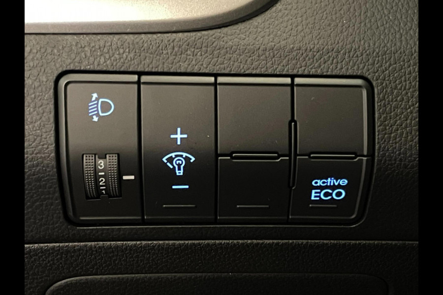 Hyundai i30 1.6 GDi / Aut / Clima / Bluetooth / 18" LM velgen
