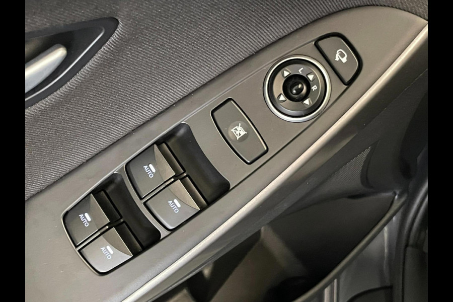 Hyundai i30 1.6 GDi / Aut / Clima / Bluetooth / 18" LM velgen