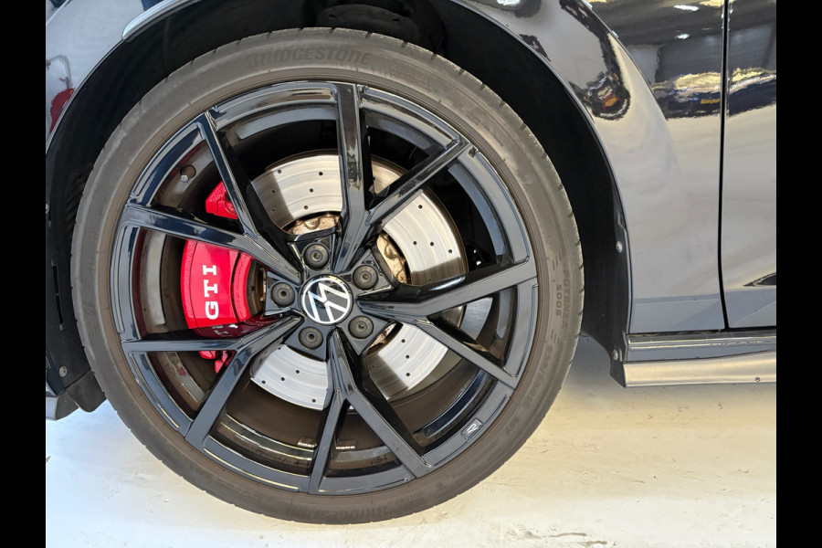 Volkswagen Golf 2.0 TSI GTI CLUBSPORT 300pk panorama