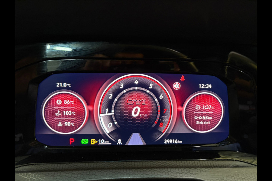 Volkswagen Golf 2.0 TSI GTI CLUBSPORT 300pk panorama