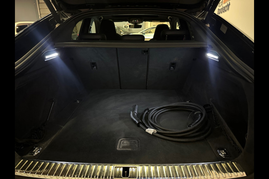 Audi e-tron Sportback 55 quattro S edition 95 kWh B&O / 360 cam / Pano / Luxe bekl.