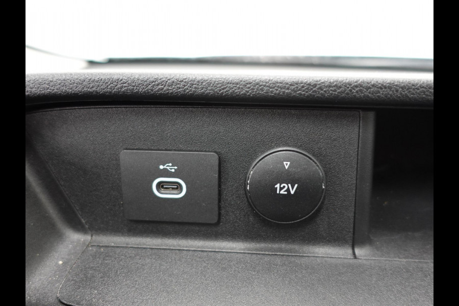 Ford Transit 130pk 2.0 L2H2 Trend Automaat Airco Navi Cruise Parkeersensoren Trekhaak Camera 360 Parkeersensoren
